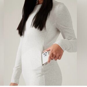 Athleta coaster luxe dress size S R side pockets . NWT